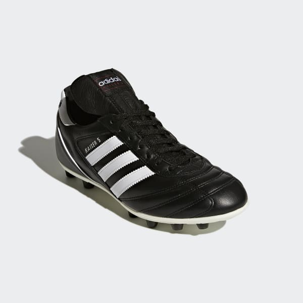 Schwarz Kaiser 5 Liga Fußballschuh