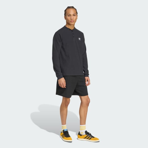 Svart Trefoil Essentials T-shirt