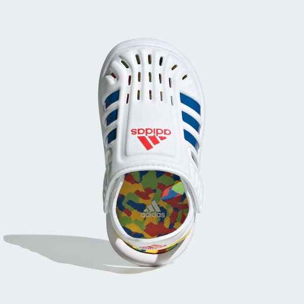 Sandalia adidas 2024 fechada