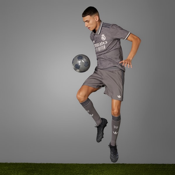 Castanho Camisola do Terceiro Equipamento 24/25 do Real Madrid