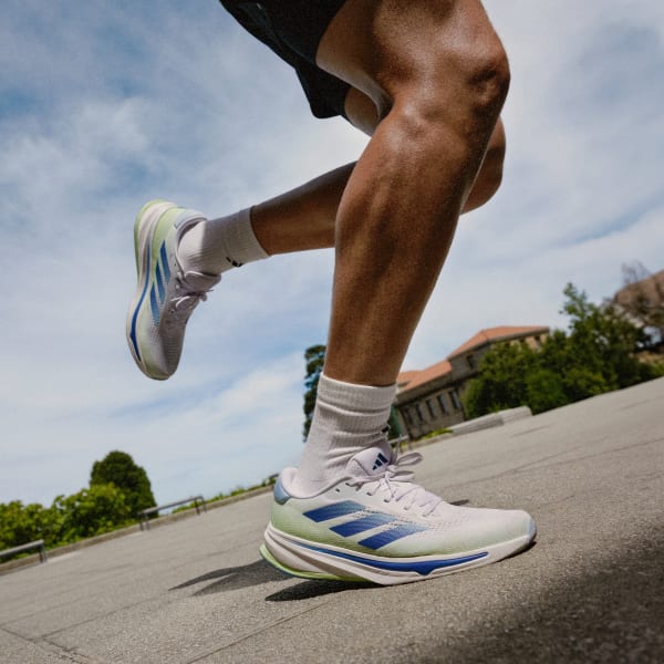 Blanco Tenis de Running Supernova Rise