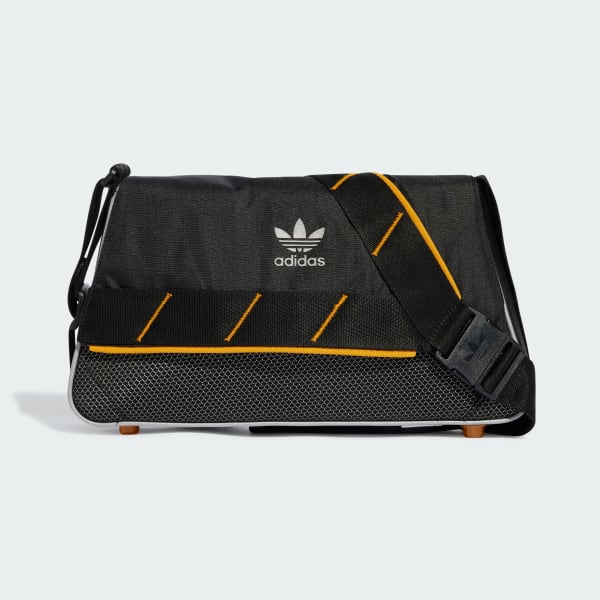 Adidas airliner mini deals