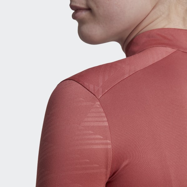 Backpack-friendly seams