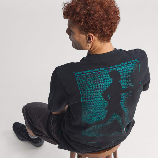 Sort ADIDAS EQUIPMENT BLUR GRAPHIC T-SHIRT