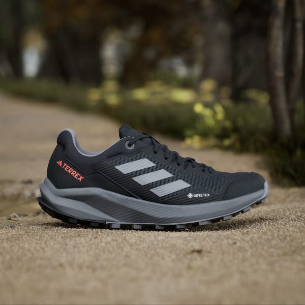 Gore tex running shoes store