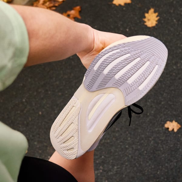 Black Supernova Solution Running Shoes