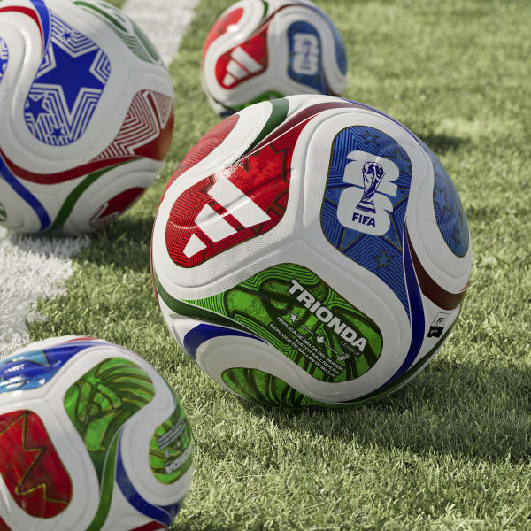激レア‼️FIFA  WORLD CUP FUJIFILM adidas FIFA World Cup 26™ Trionda League Ball - White | Free
