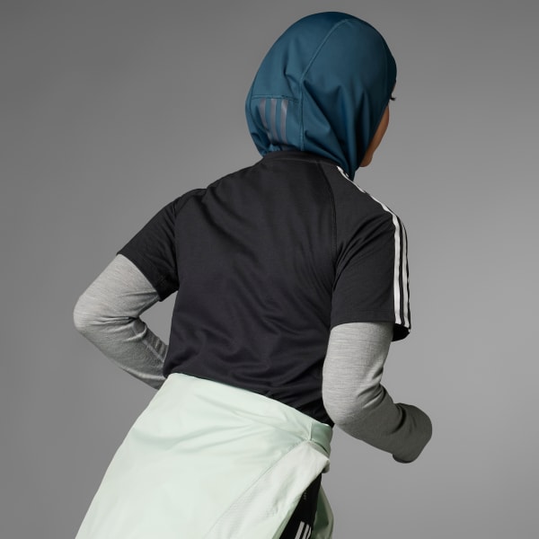 สีดำ เสื้อยืด Own the Run 3-Stripes