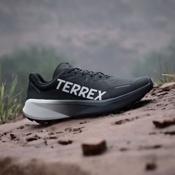 Negro Tenis de Trail Running Terrex Agravic 3