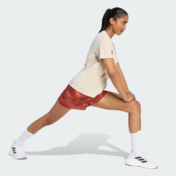 Bej adi365 Running Essentials Brand Love Tişört