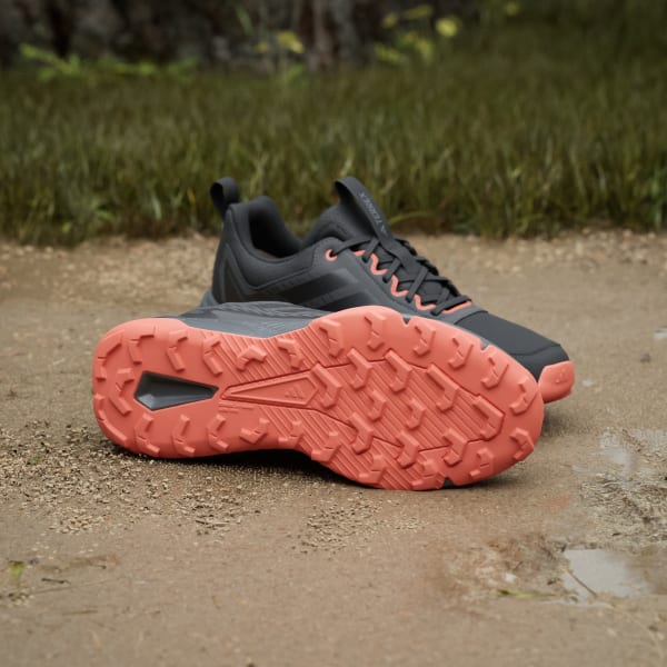 cierna Trailové tenisky Terrex Tracefinder 2 CLIMAPROOF