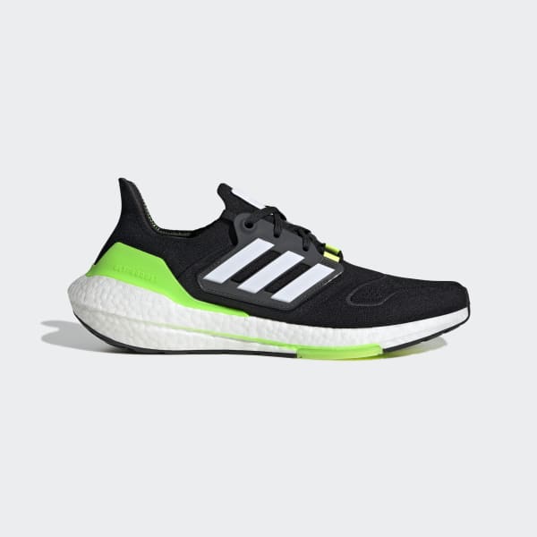 cerná Boty Ultraboost 22