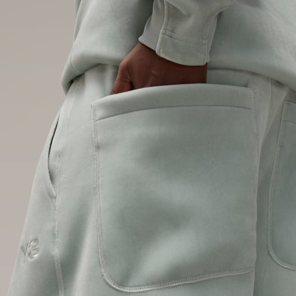 Adidas Velour Cuffed Track Pants - L : : Clothing, Shoes &  Accessories