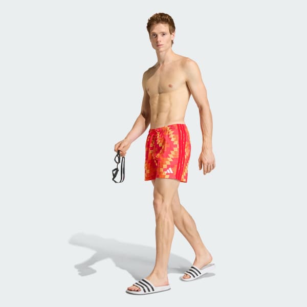 Orange Badeshorts, 13 cm, vom Fußball inspirierte Grafik