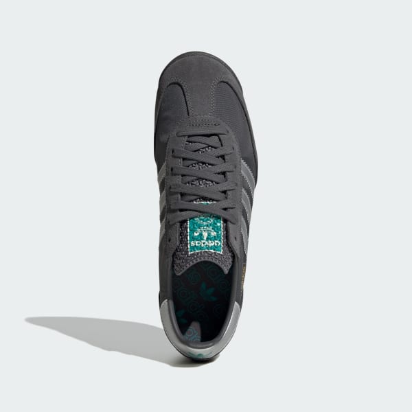 Abu-abu Sepatu SL 72 Rs