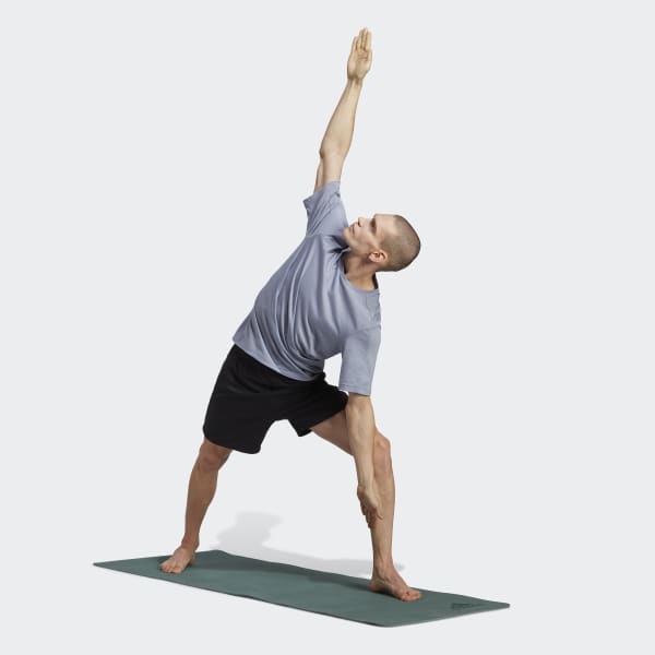 Schwarz Yoga Base Training Shorts