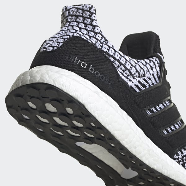 T nis Ultraboost 5.0 DNA