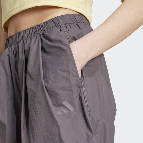 ボトムスその他 adidas City Escape Summer Parachute Pants Putty Beige JC5116 adidas City Escape Summer Parachute Pants Women Sportswear