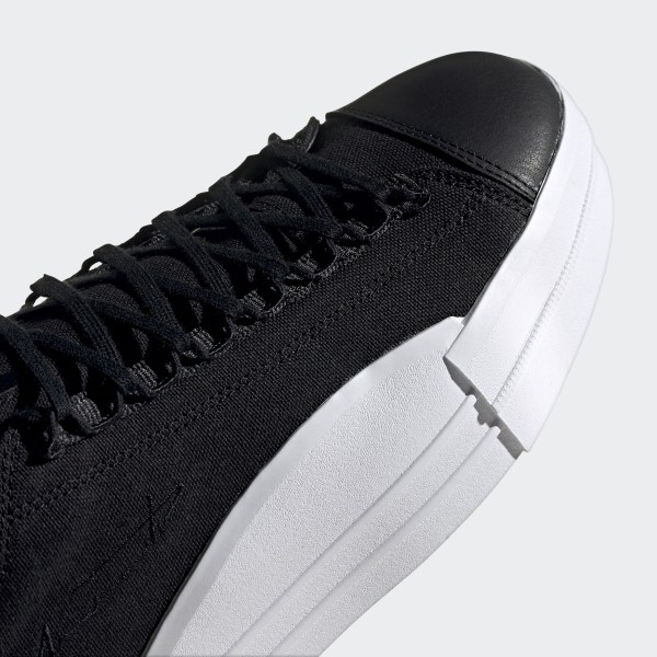 store finder adidas