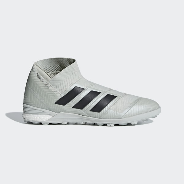 zapatos de futbol nemeziz