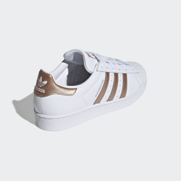 ee7399 adidas