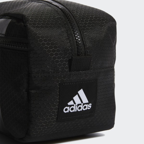 adidas team toiletry kit