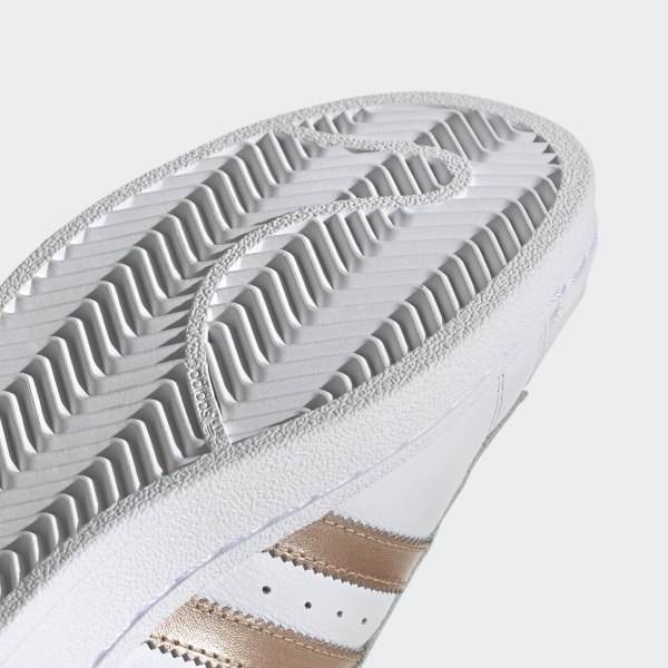 ee7399 adidas