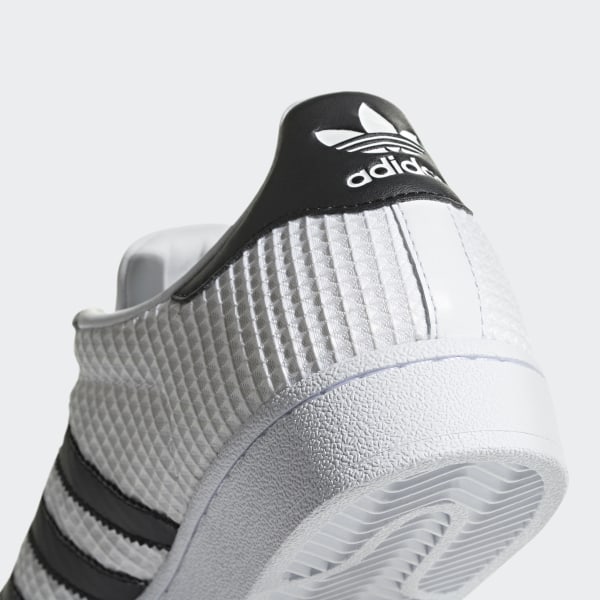 superstar cm8077