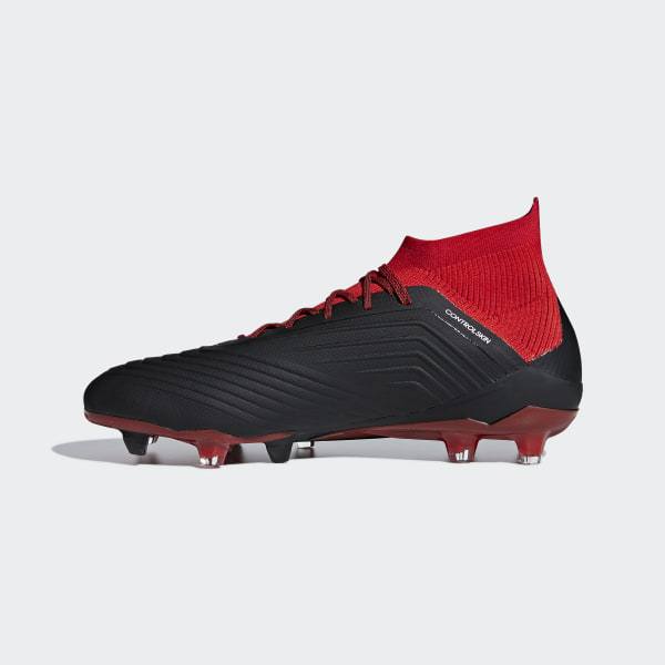 botines predator negro