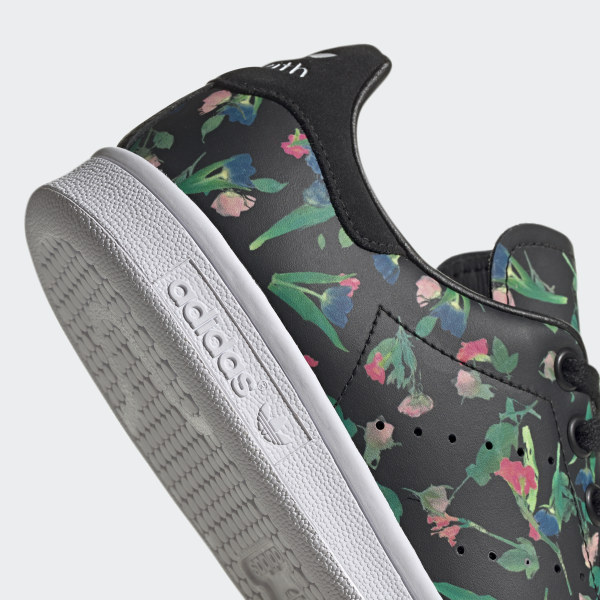 stan smith floral black