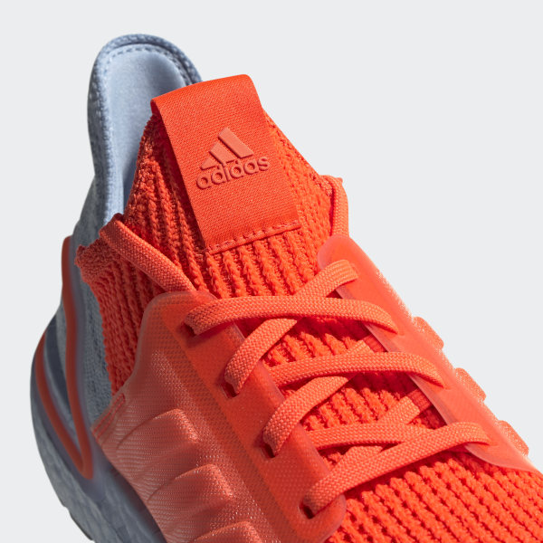 adidas ultra boost con fiori