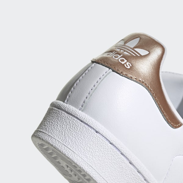 ee7399 adidas