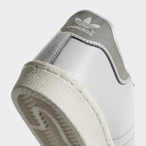 superstar slip on heren grijs