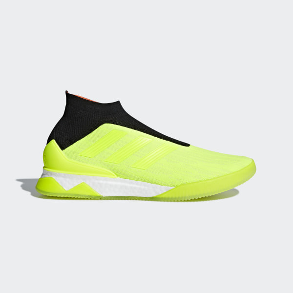 predator adidas tango 18