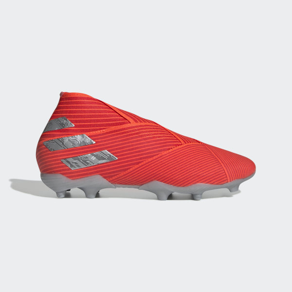 botas de futbol nemeziz 19