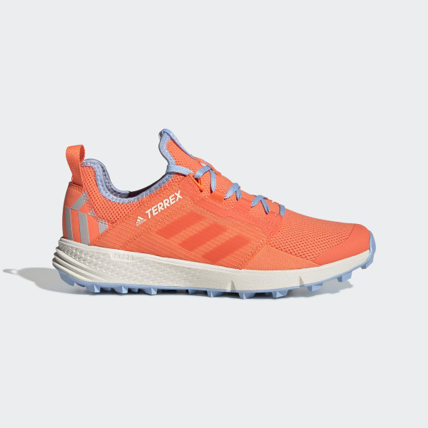 oranje adidas sneakers