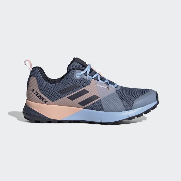 gore tex running shoes
