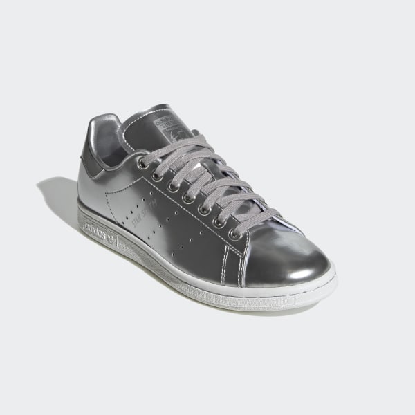 stan smith metallic silver