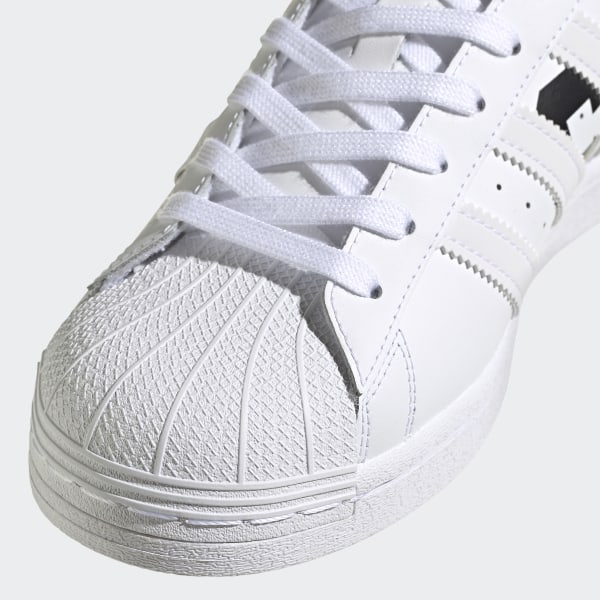 sneakers superstar