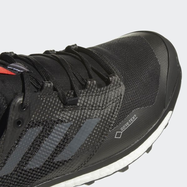 adidas running gore tex