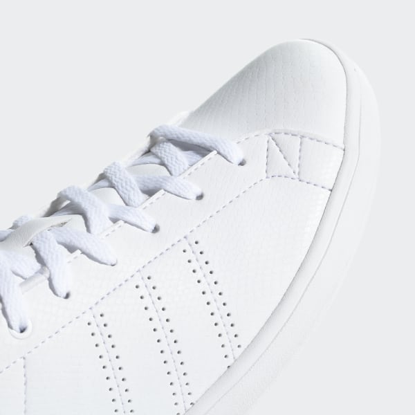 B44677 adidas 2025