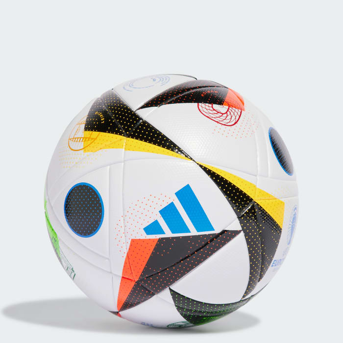 Adidas football under 1000 sales