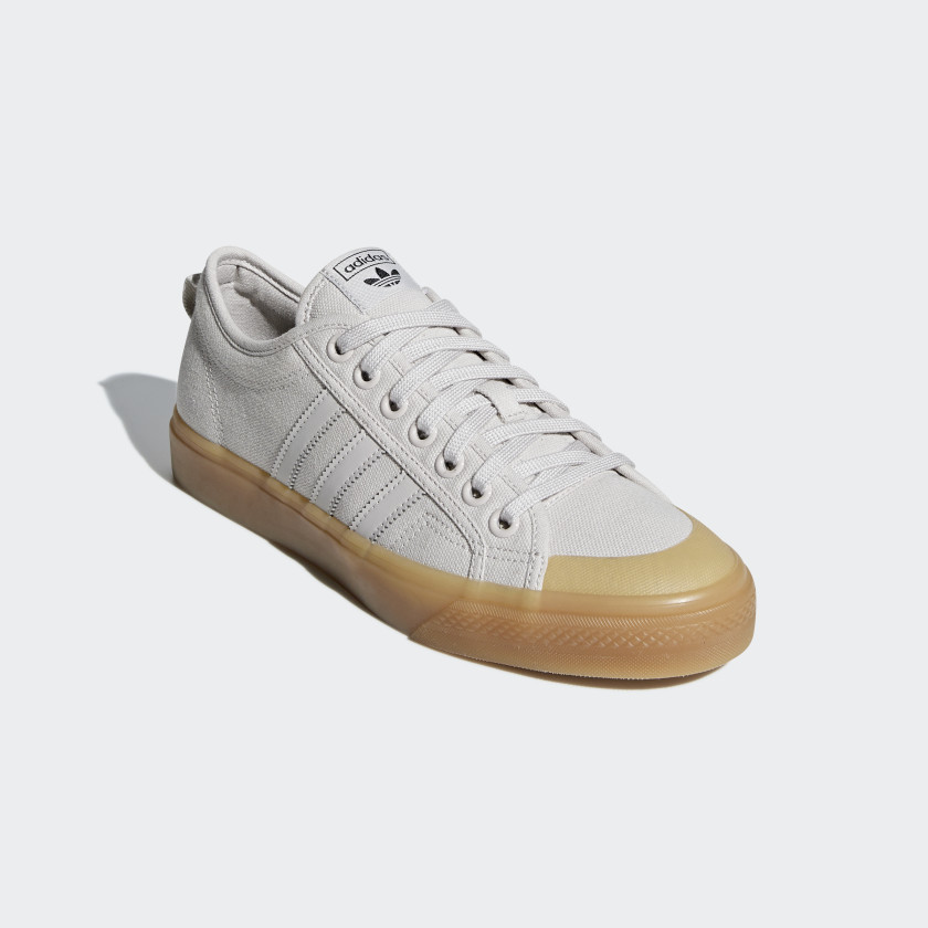 mens white adidas nizza