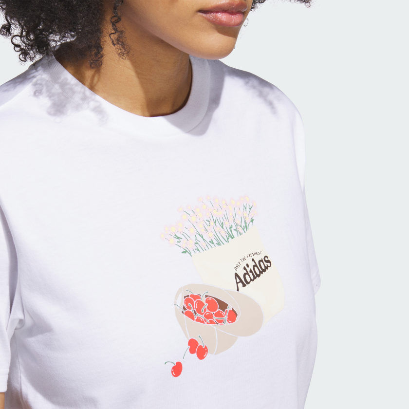 как выглядит adidas women Farmers Market Graphic Tee фото