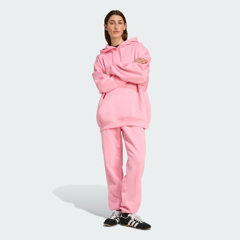 как выглядит adidas women Essentials Fleece Loose Joggers фото