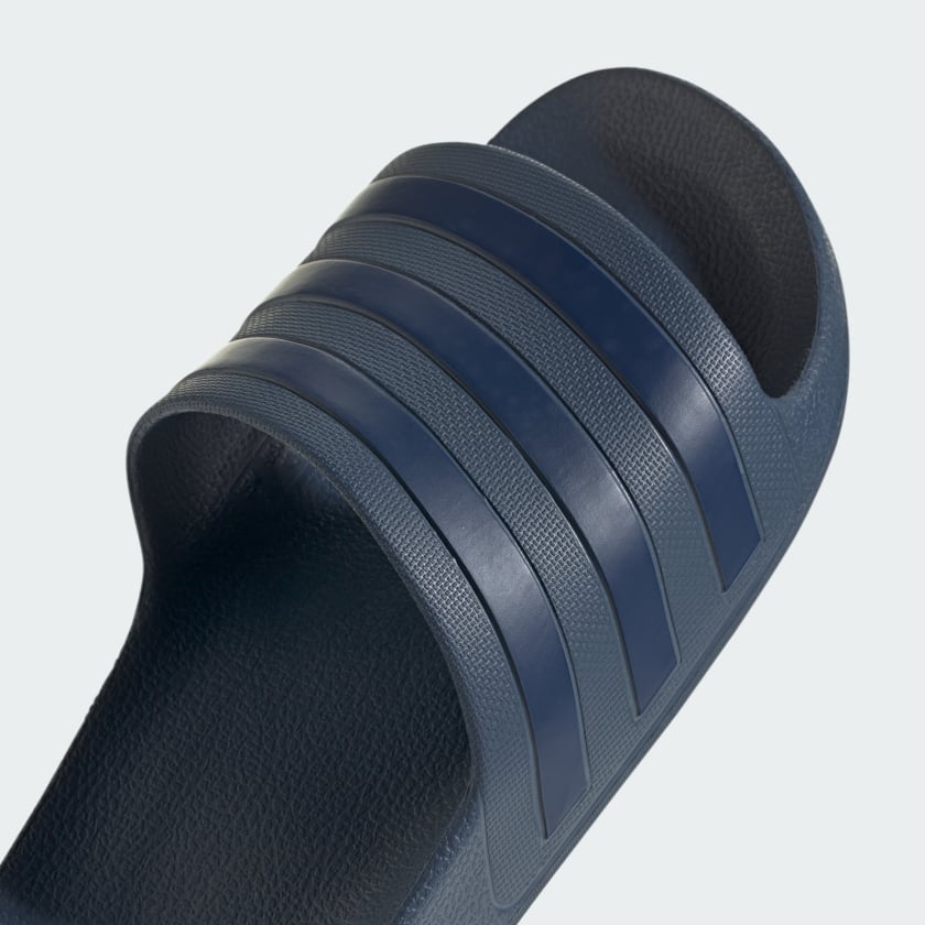 как выглядит adidas men Adilette Aqua Slides фото