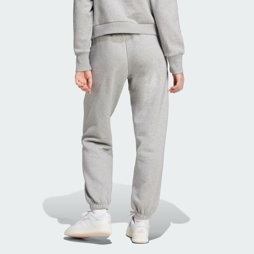 как выглядит adidas women ALL SZN Fleece Loose Pants фото