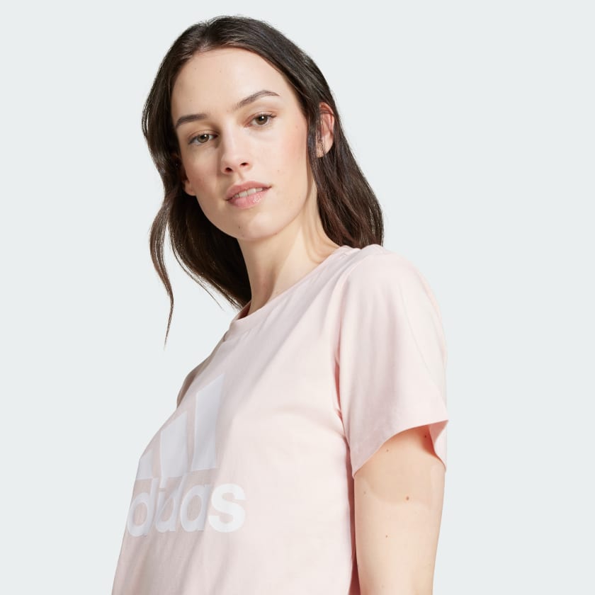 как выглядит adidas women Essentials Logo Tee фото