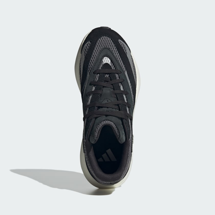 как выглядит adidas women Lightblaze Shoes фото