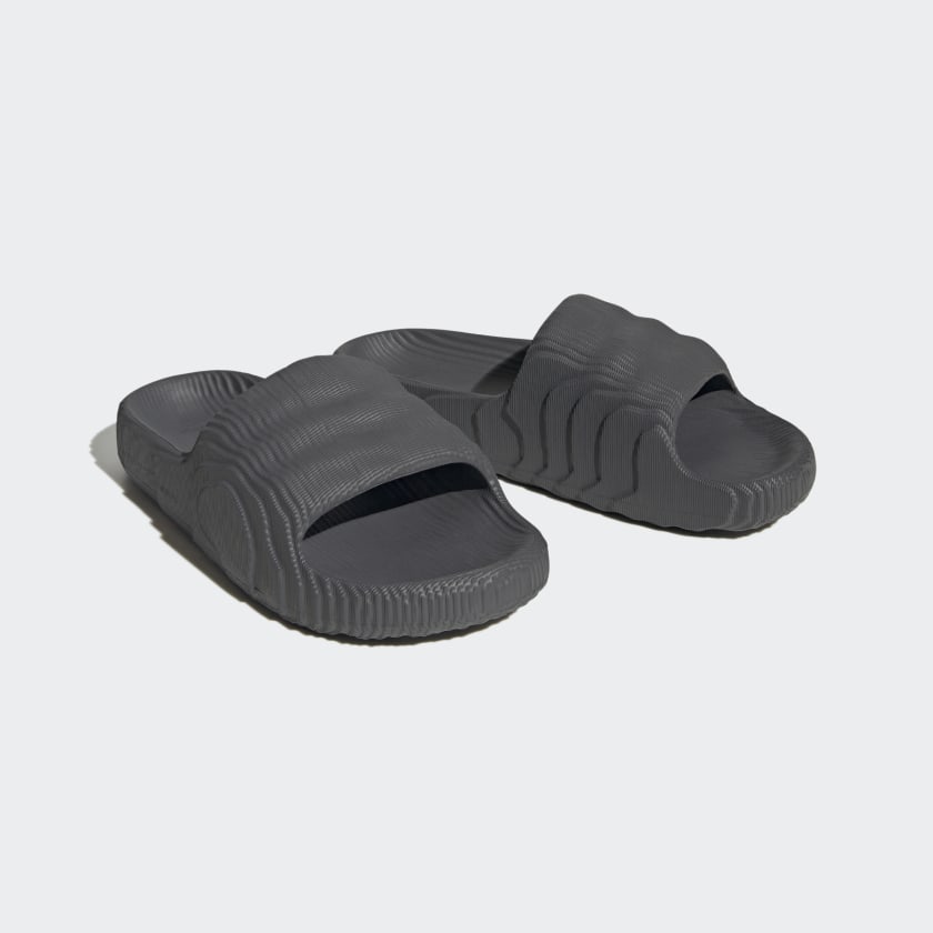 как выглядит adidas men Adilette 22 Slides фото
